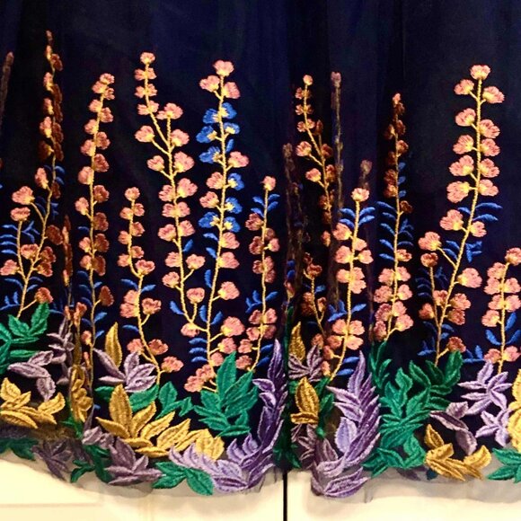 NWT MODCLOTH GEODE Sapphire Tulle Dress Embroidered Floral Appliqué Tea Length L - Picture 4 of 5
